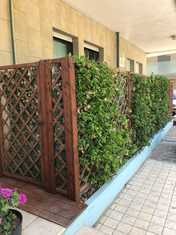 Residence Frontemare Rímini Exterior foto